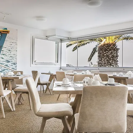 Ilio Maris Szálloda 4*